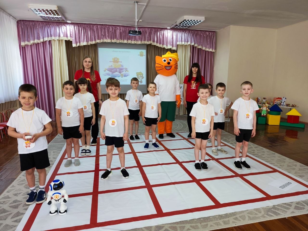 Выпускной с котом Алесиком